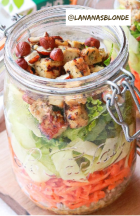 SALADE JAR VÉGÉTARIEN