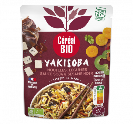 plat cuisiné YAKISOBA Nouilles légumes sauce soja sésame saveurs du japon